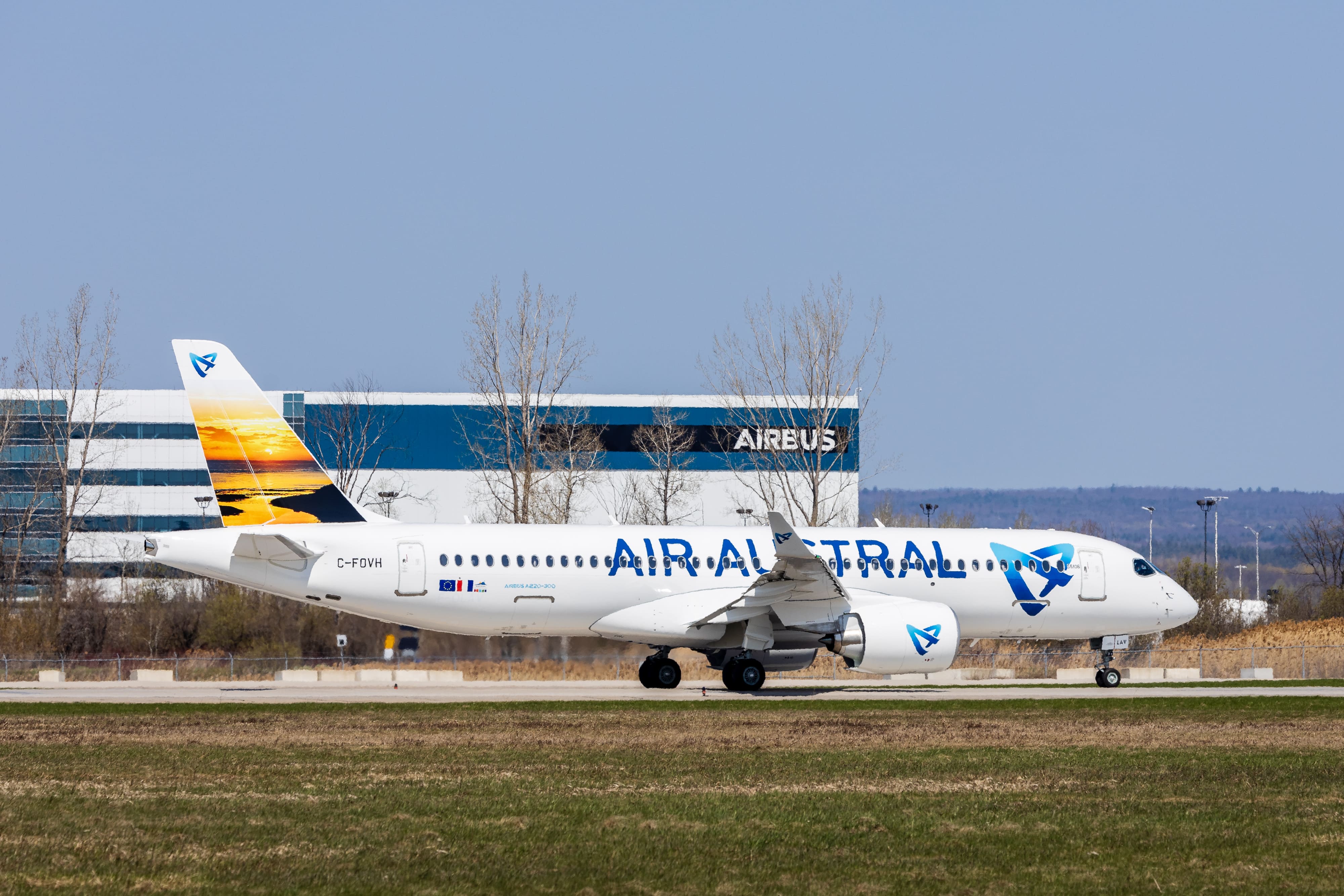 LYFtvNews En :  Indian Ocean based Air Austral becomes first French A220 operator 9afb5115-3b49-445f-9760-7687a7942780